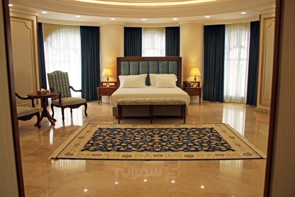Wisteria Hotel Online Booking - $100